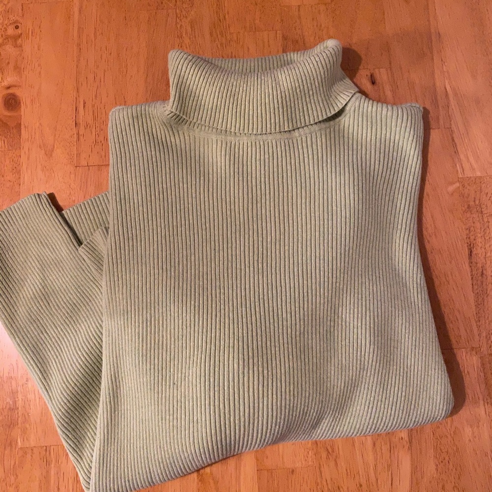 Women’s Sweater